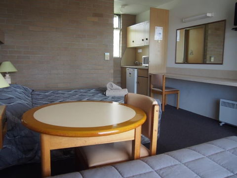 Town Centre Motor Inn - Accommodation Asia 5