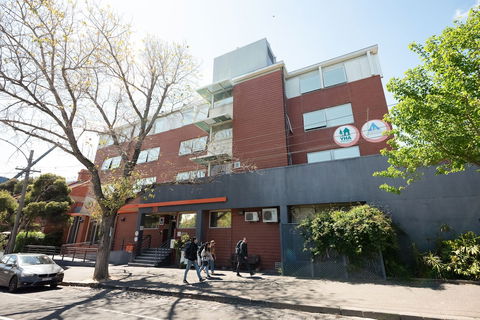 Melbourne Metro YHA - Hostel - Accommodation Asia 0
