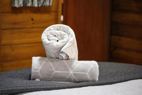 Kangaroo Valley Timber Cabin - Accommodation Guide 6