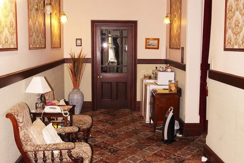 Orana House - Accommodation Asia 6