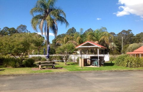 Gloucester Country Lodge - Accommodation Asia 0