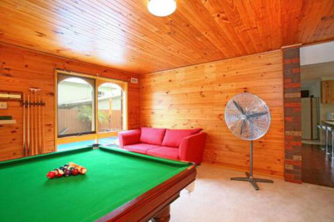 Frankston B & B - Accommodation Asia 7