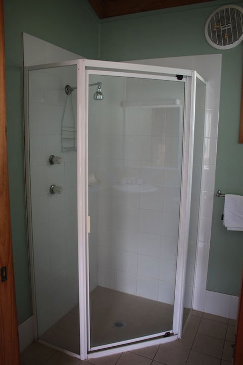 Lani's Holiday Island - Caravan Park - Accommodation Asia 5