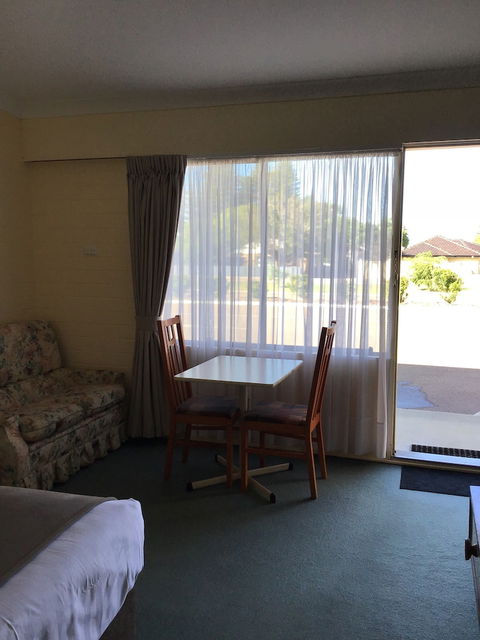 Bayview Motel - Accommodation Guide 6