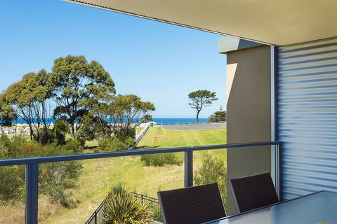 Saltwater Apartments - Accommodation Asia 5
