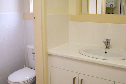 Hibiscus Heights - Accommodation Guide 5