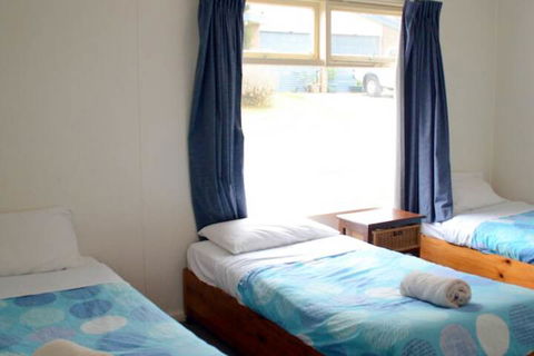 Hibiscus Heights - Accommodation Guide 1