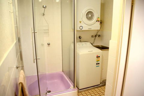 Hibiscus Heights - Accommodation Guide 7