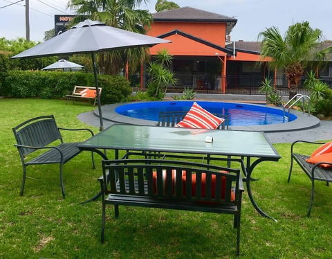 Country Leisure Motor Inn - Accommodation Asia 5