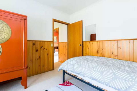 Adriennes Country Retreat - Accommodation Guide 6