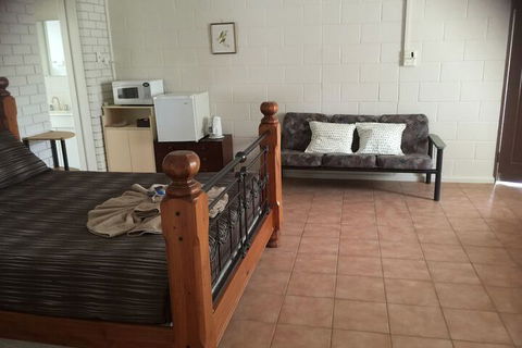 Warrumbungles Mountain Motel - Accommodation Asia 4