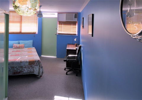 Ocean Paradise Holiday Units - Accommodation Asia 6