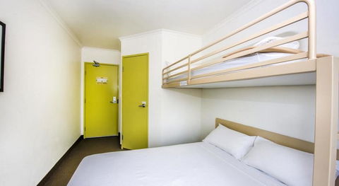 Ibis Budget Coffs Harbour - Accommodation China 4