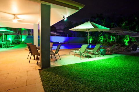 Seaforth Apartments - Accommodation Asia 4