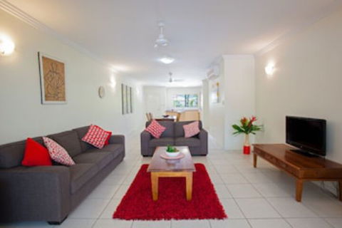Seaforth Apartments - Accommodation Asia 0