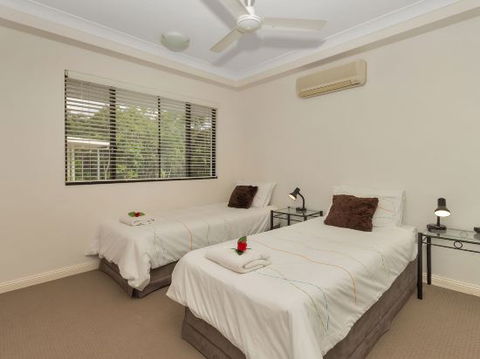 Oceansprey On The Beach - Accommodation Asia 5