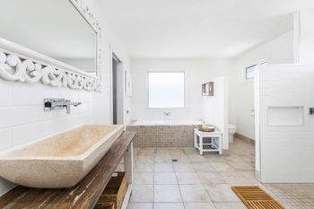 Salt Beach House 22 - Accommodation China 3