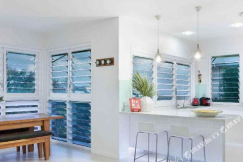 18 Seafarer - Accommodation Guide 4