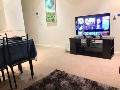 Balfours Convenient Stay In The Heart Of Adelaide - Accommodation Asia 0