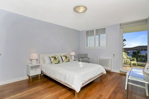 Beautiful 2 Bedroom Apartment Overlooking Manly Wharf MAN29 - Accommodation Guide 6