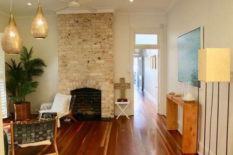 3 Bedroom Home Near Manly Beach - Accommodation Guide 6