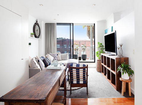 Bayside Pad - Accommodation Guide 6