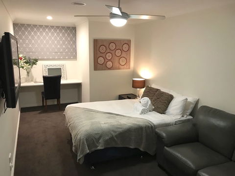 Rosanna Mansion - Accommodation Asia 5