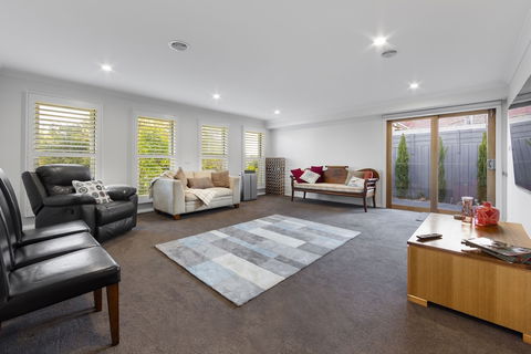 Rosanna Mansion - Accommodation Asia 2