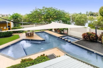 City Stadium Apartment On The Riverfront - Accommodation Asia 1