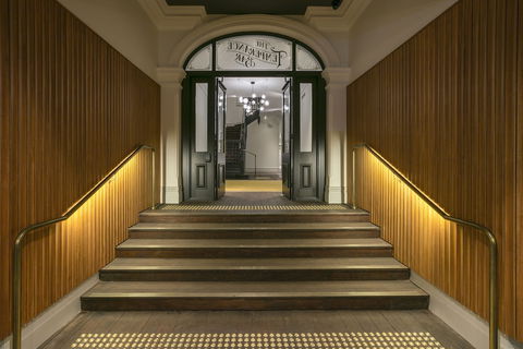 Farmers Home Hotel - Accommodation Asia 2