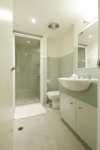 Whistler 2 - Accommodation Guide 5