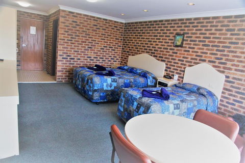 Big Trout Motel - Accommodation Guide 2