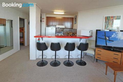 Beehive 9 - Accommodation Guide 2