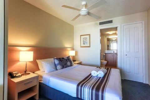 Beachfront Mooloolaba Apartment - Accommodation Asia 6