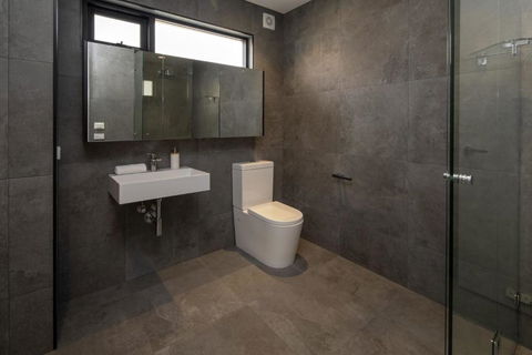 Chilam C Amazing Views With Modern Style - Accommodation Guide 6
