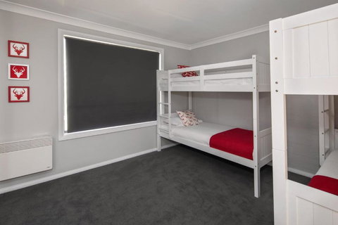 Petersdorf 1 - Accommodation Guide 1