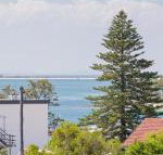 13 Cote DAzur 61 Donald Street Lovely unit with air con pool lift  WiFi