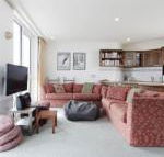 Beehive 14 - Accommodation Guide