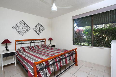 Levuka Unit 4 14 Moreton Pde. Kings Beach - Accommodation Asia 3