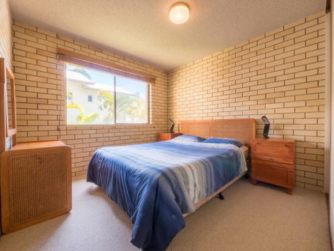 Golden Shores Unit 3 21 Landsborough Parade - Accommodation Asia 3