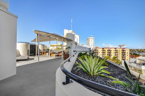 Second Floor 2 Bedroom Mooloolaba Escape Caribbean Resort - Accommodation Asia 5