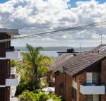 3 The Commodore 9 11 Donald Street great unit in the heart of town