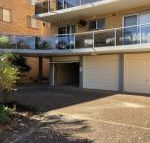 13 Parkview 11 13 Catalina Close great location unit with a locked garage