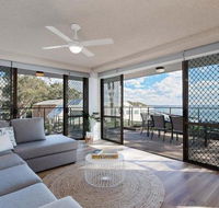 1 The Poplars 34 Magnus St. panoramic water views pool aircon  WIFI