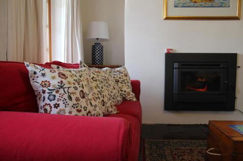 Victoria Cottage - Accommodation Asia 4