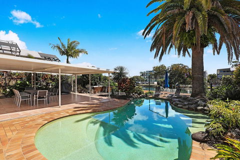 Culb Entertainers Paradise - Accommodation Asia 2