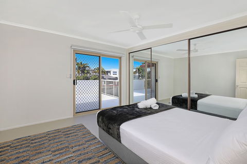 Culb Entertainers Paradise - Accommodation Asia 4