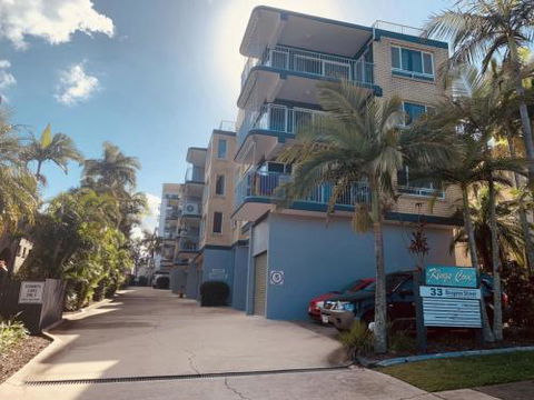 Unit 3 Kings Cove Kings Beach - Accommodation Asia 6