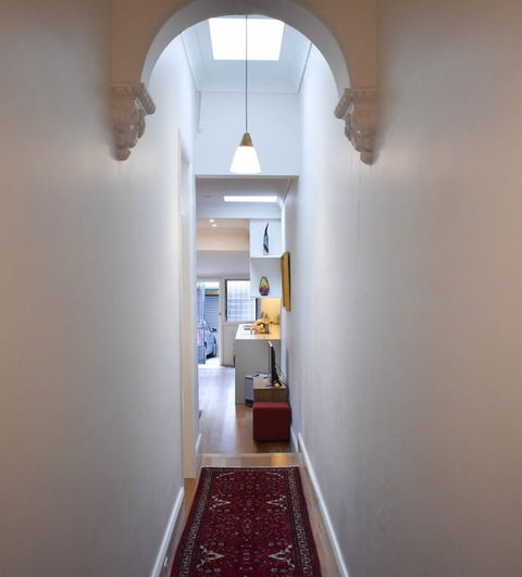 Cosy Erko 2 Bedroom Home On Edge Of Sydney City Centre - Accommodation Asia 1
