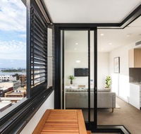 Boutique Apartment in Highly Sought After Arena - Accommodation Asia